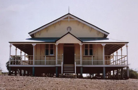 Ravenswood Court House & Museum, Ravenswood