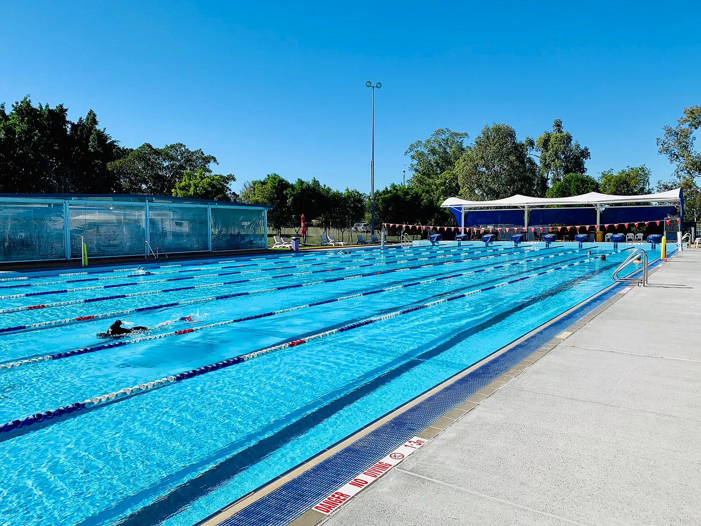 Dunlop Park Memorial Pool, Corinda