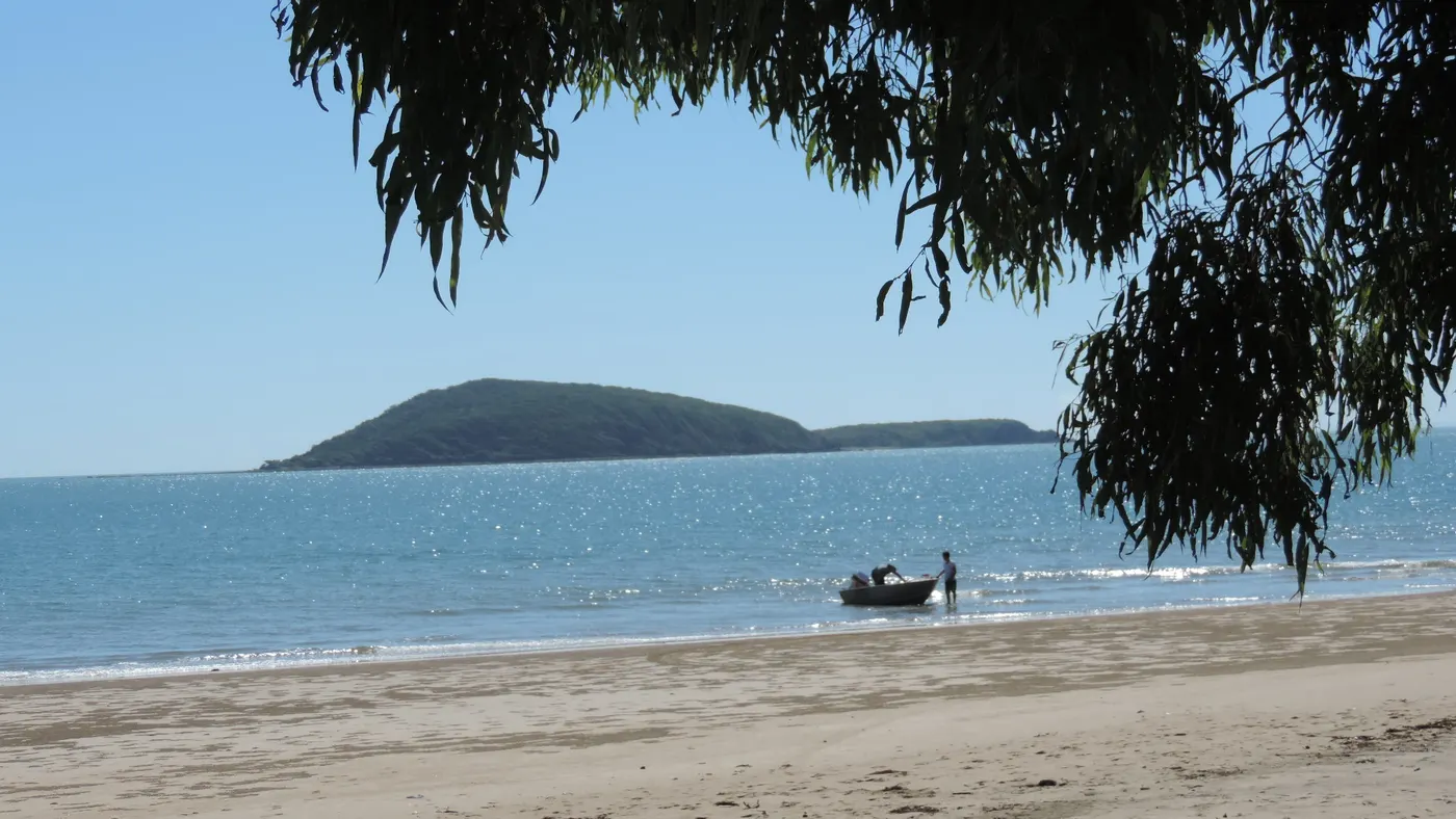 Shoal Point, Shoal Point