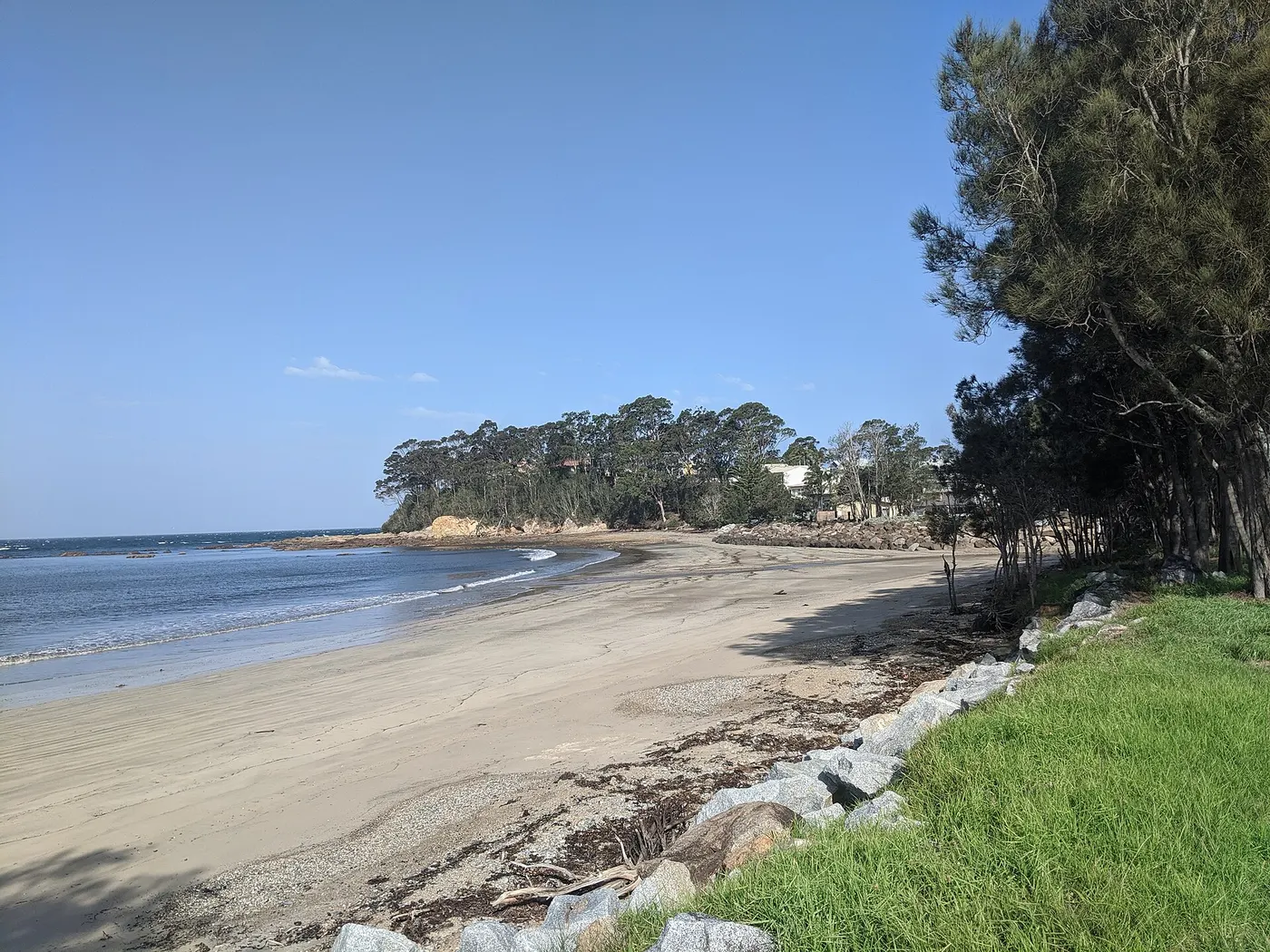 Caseys Beach, Batehaven