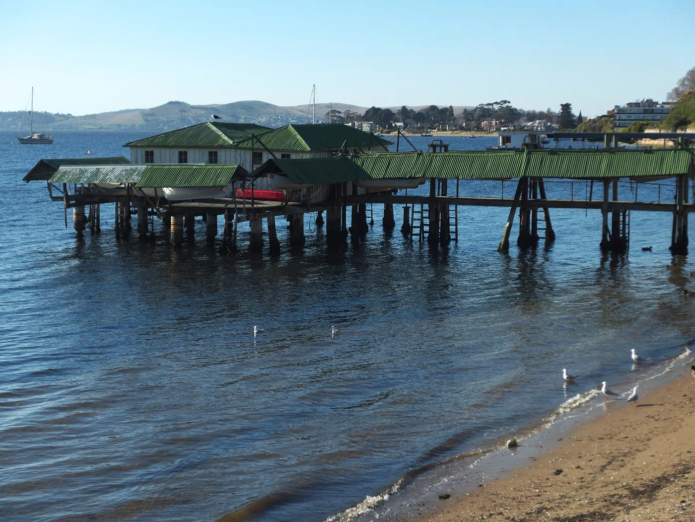 Derwentwater Beach Reserve, Sandy Bay