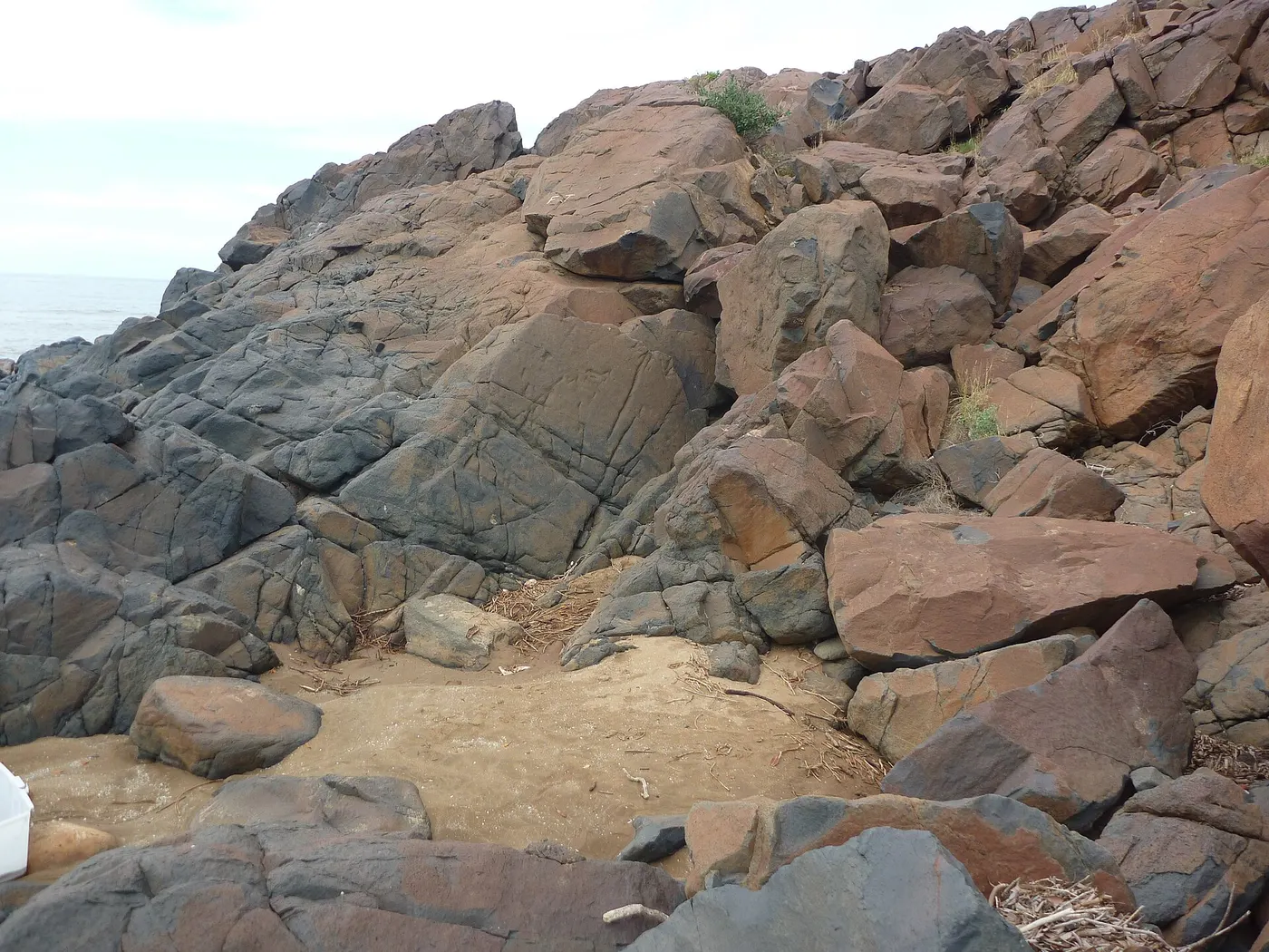 Settlers Beach, Cossack