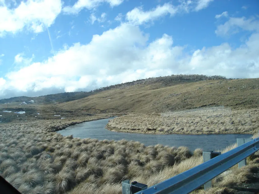 Eucumbene River campground, Providence Portal