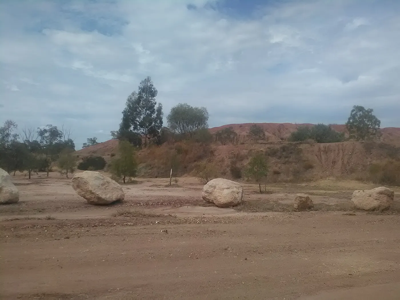 Tara Lagoon Parklands (3 loc), Tara