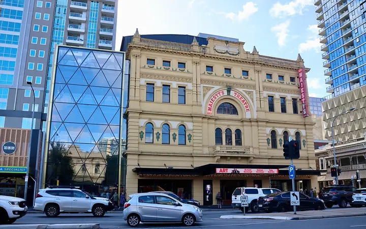 Her Majesty's Theatre, Grote Street