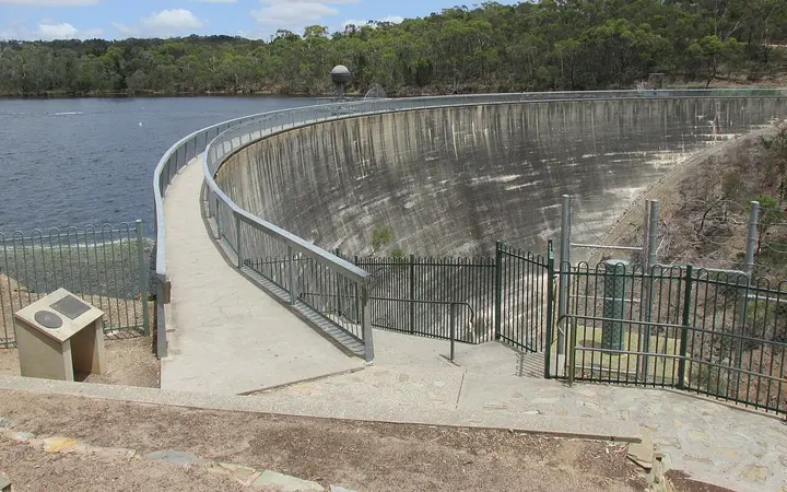 The Whispering Wall at Barossa Reservoir