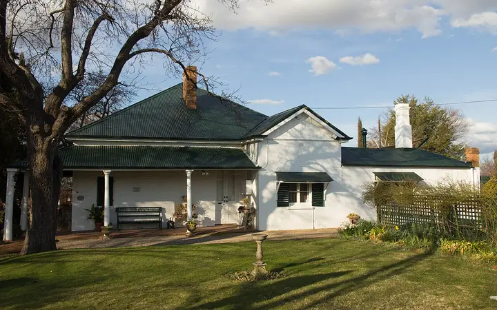 Miss Traill's House and garden