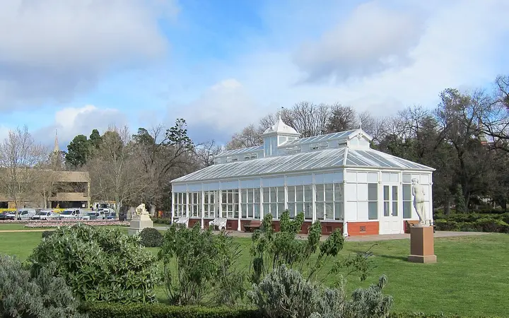 The Conservatory in Rosalind Park