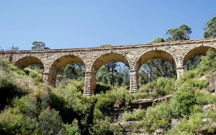 A sandstone viaduct on the Great Zig Zag