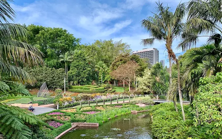 Roma Street Parkland's gardens and lake