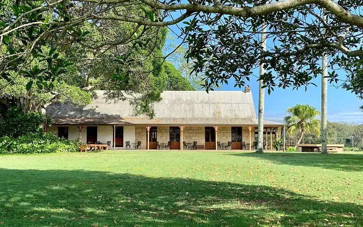 Wolston Farmhouse and its lawn, Wacol