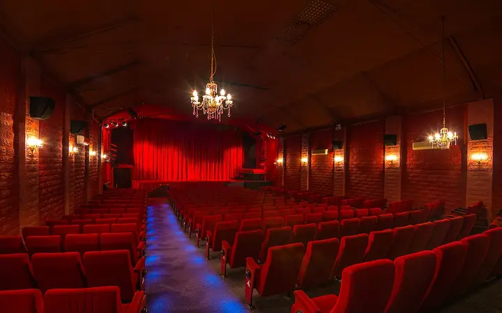 Inside the Avoca Beach Theatre