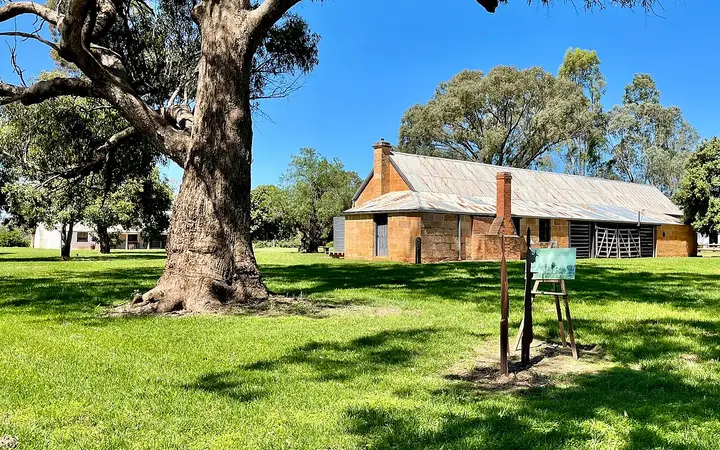 The sandstone stables at Dundullimal Homestead
