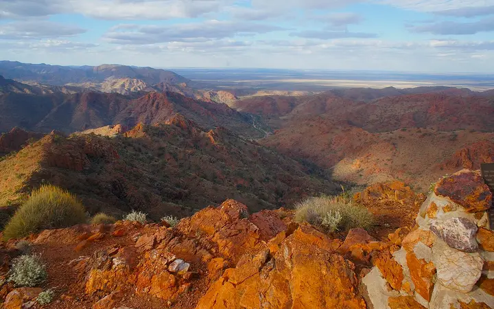 From Sillers Lookout towards Lake Frome
