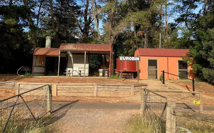 A rest stop on the Murray to Mountains Rail Trail