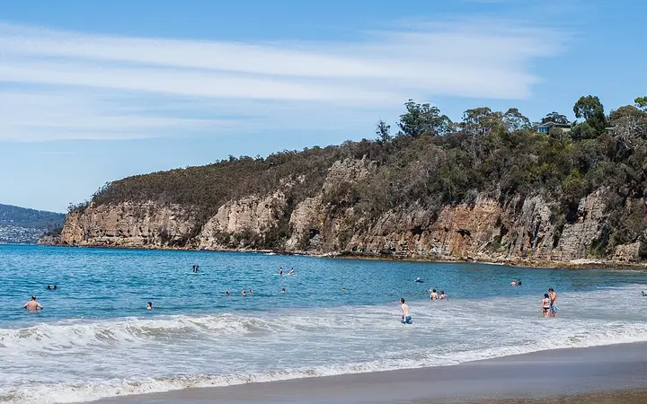 Alum Cliffs, Taroona