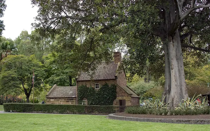 Cooks' Cottage in the Fitzroy Gardens
