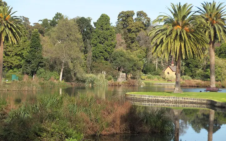 The lake in Melbourne's Royal Botanic Gardens