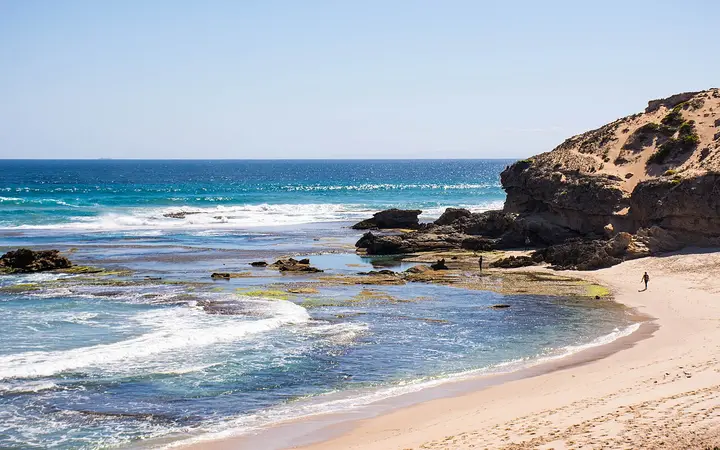 Rock pools at Sorrento Back Beach