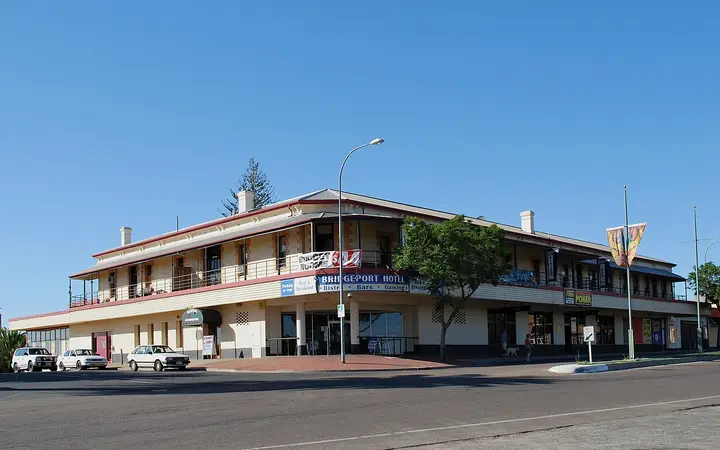 The Bridgeport Hotel on Bridge Street, Murray Bridge