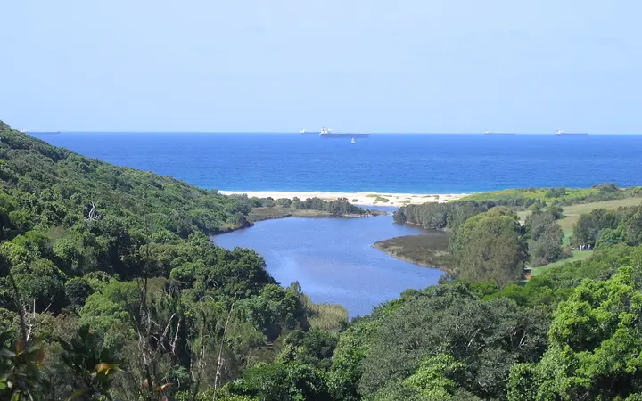 Glenrock Lagoon from Leichhardt's Lookout