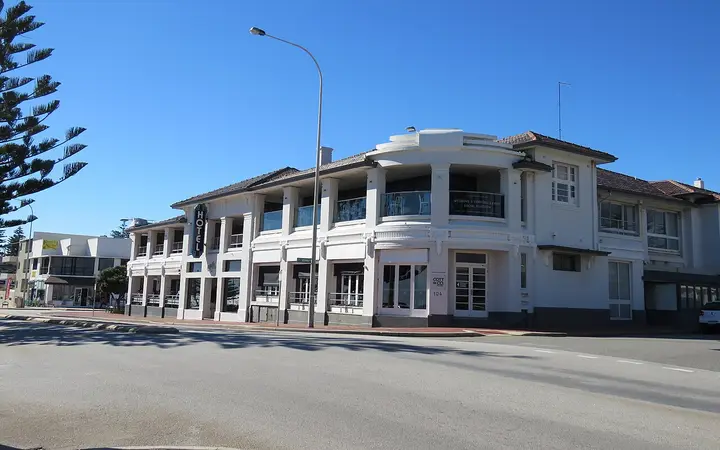 Cottesloe Beach Hotel