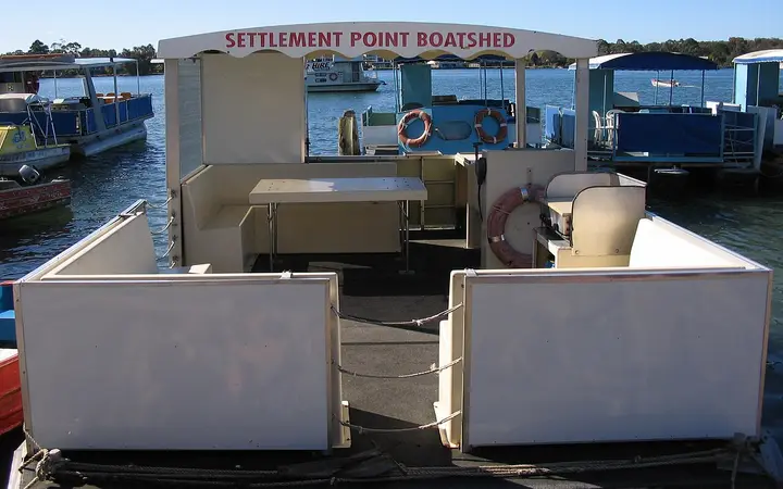 Hire boats at Settlement Point Boatshed