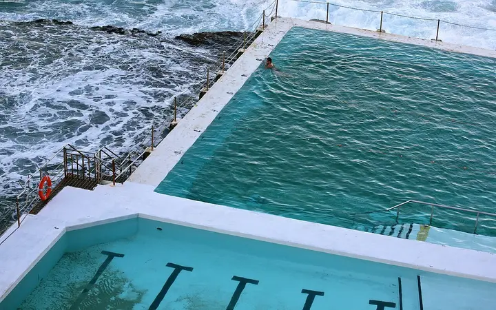 The Bondi Icebergs pool