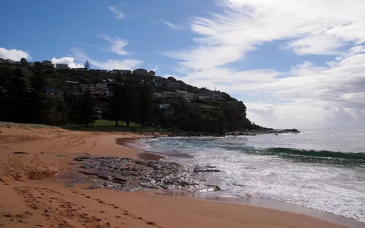 Whale Beach, below Jonah's clifftop restaurant