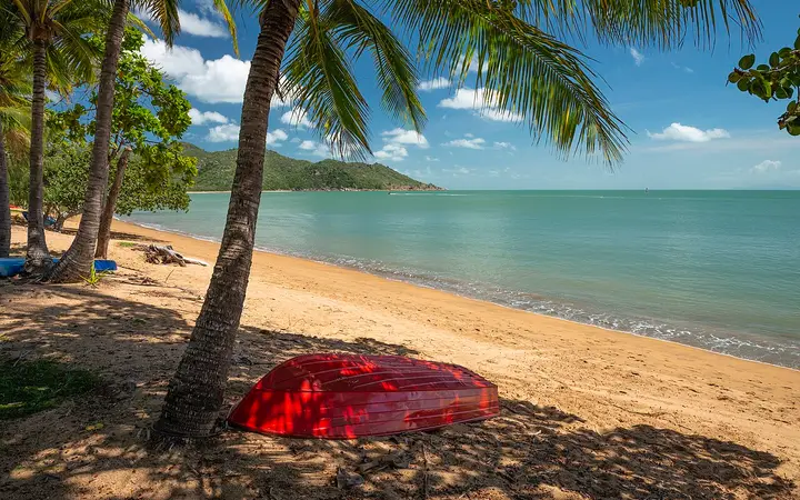 Horseshoe Bay beach