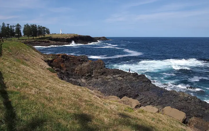 The coast at Coronation Park, looking to Blowhole Point