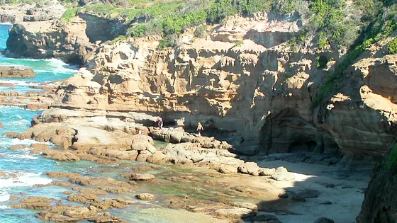 Caves Beach