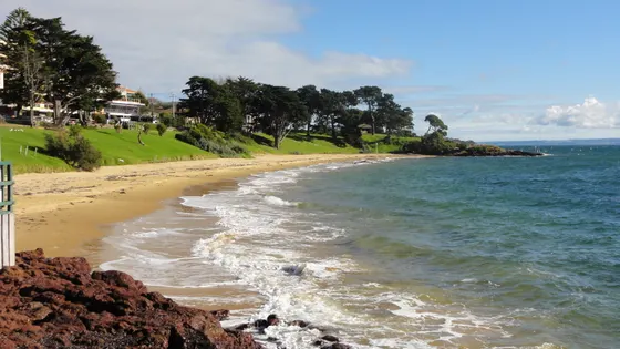 Cowes Main Beach