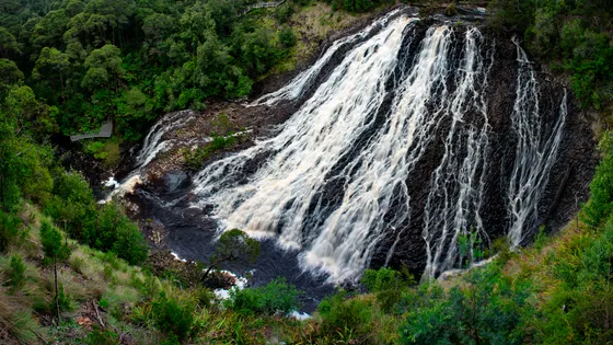 Dip Falls