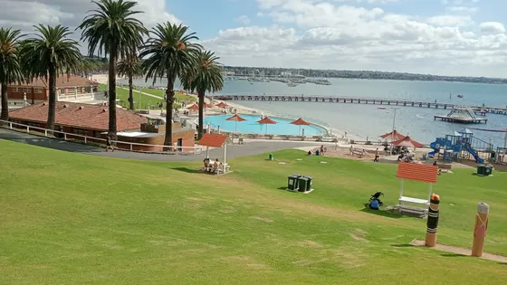 Eastern Beach Reserve