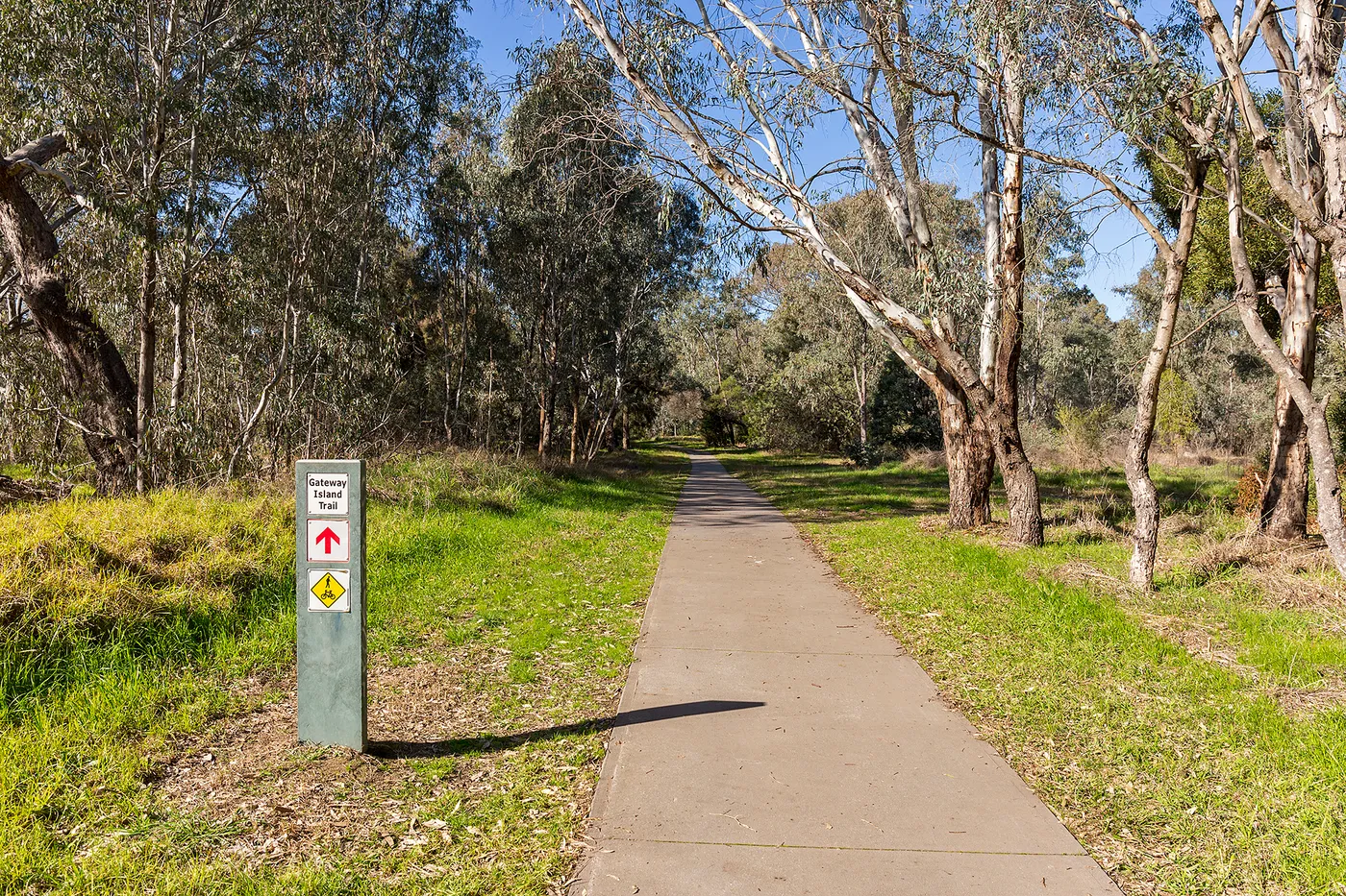 Gateway Island Trail