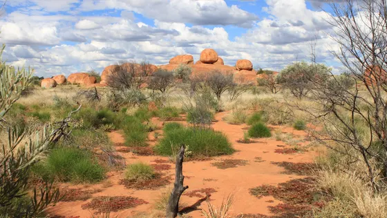 Karlu Karlu / Devils Marbles