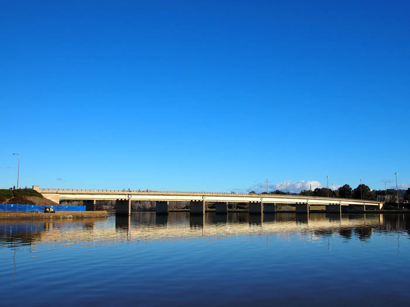 King's Avenue Bridge Lookout