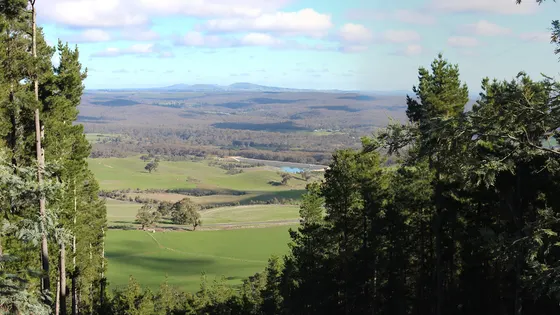Lalgambuk Mount Franklin