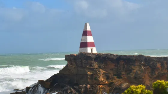 Robe Obelisk