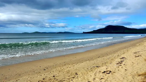 Seven Mile Beach