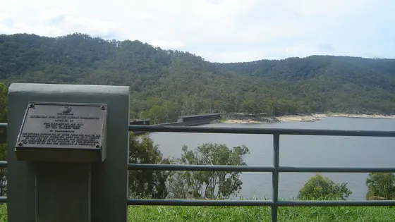 Tinaroo Dam