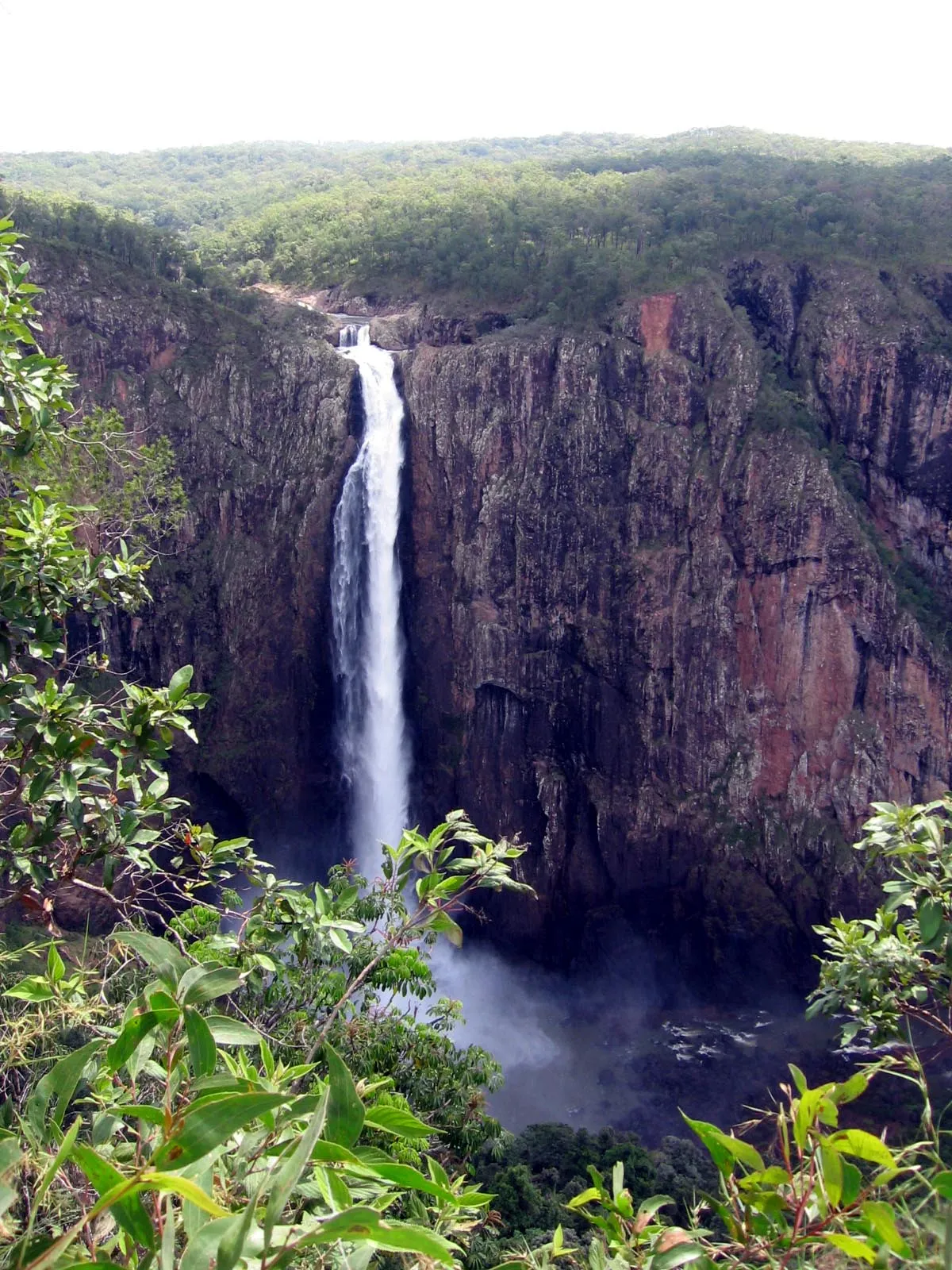 Wallaman Falls