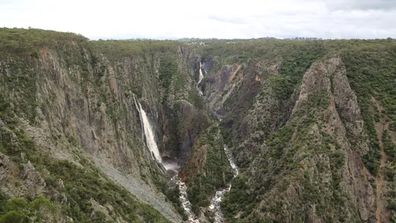Wollomombi Falls