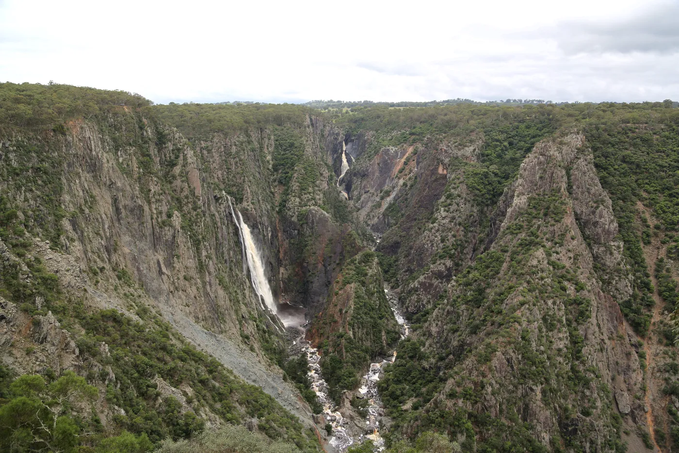 Wollomombi Falls