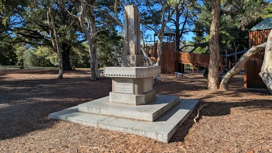 Beckett Park playground