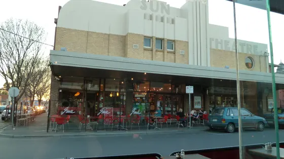 Sun Theatre