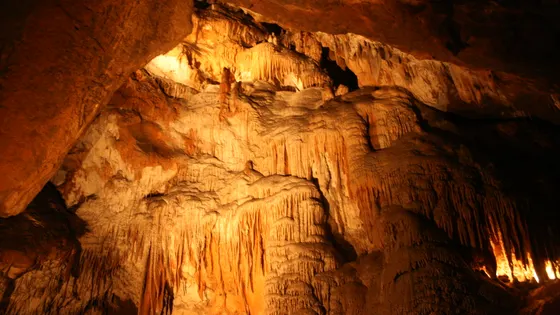 Marakoopa Cave