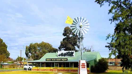 Headlie Taylor Header Museum