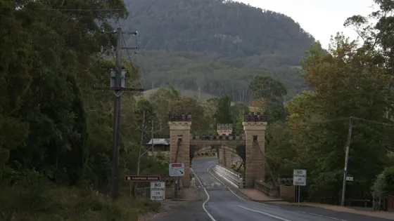 Hampden Bridge